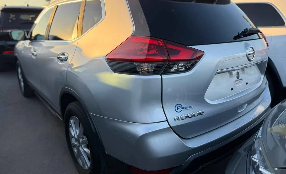 2018 Nissan Rogue - Image 5 of 5