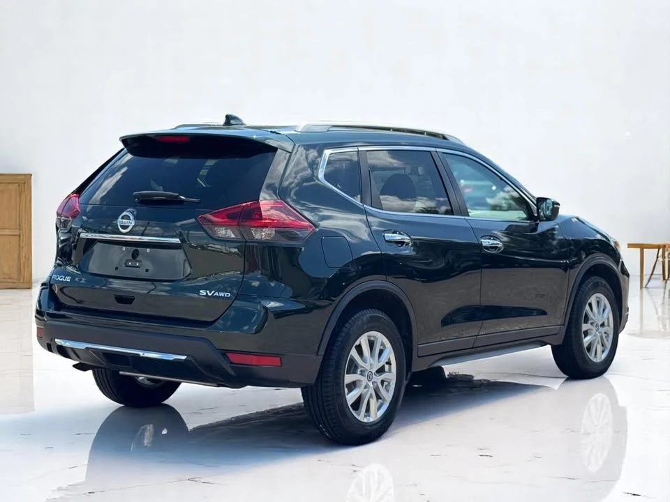 2018 Nissan Rogue - Image 6 of 16