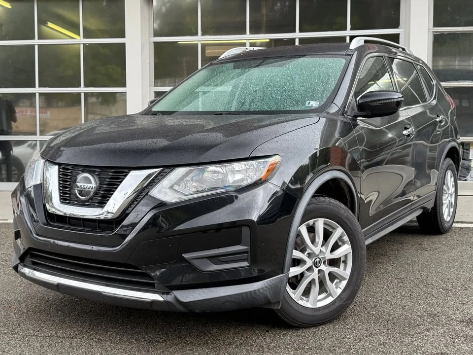 2018 Nissan Rogue - Image 2 of 16