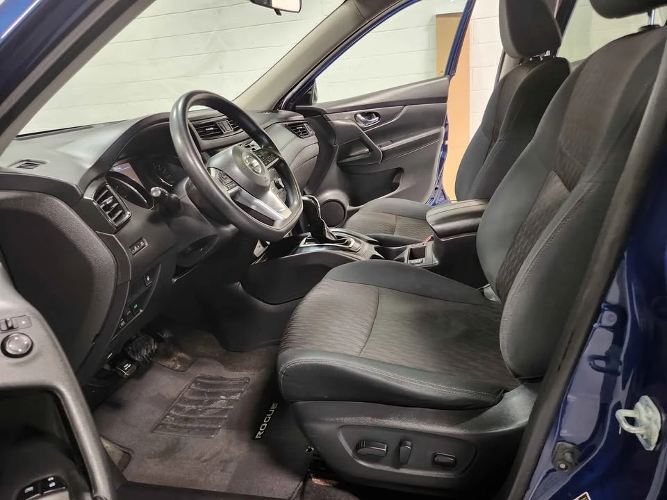 2018 Nissan Rogue - Image 12 of 19