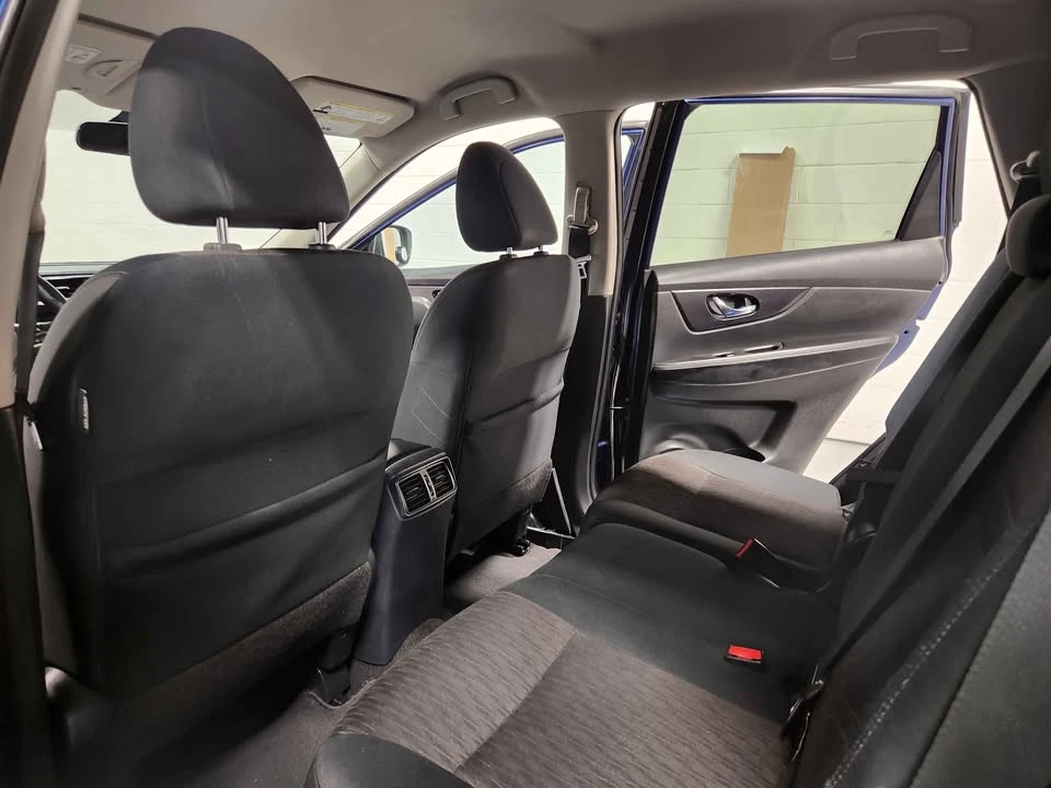 2018 Nissan Rogue - Image 19 of 19