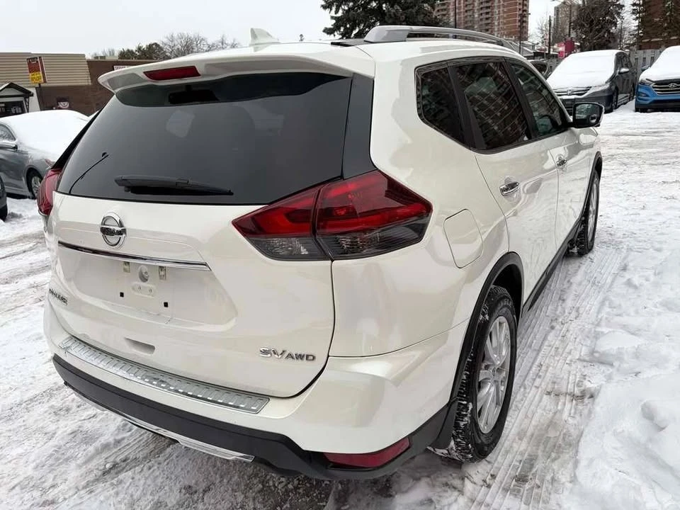 2018 Nissan Rogue - Image 7 of 19
