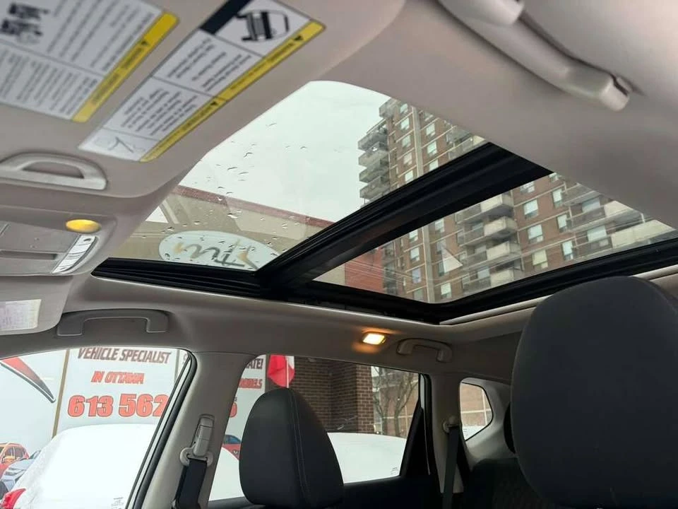 2018 Nissan Rogue - Image 16 of 19