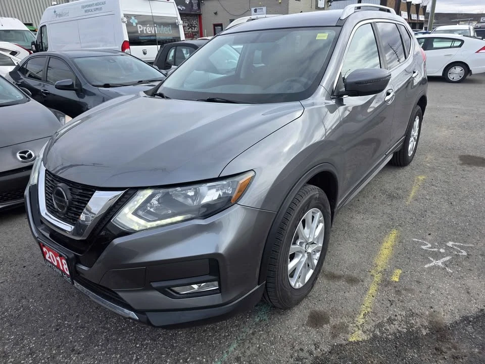 2018 Nissan Rogue - Image 2 of 17