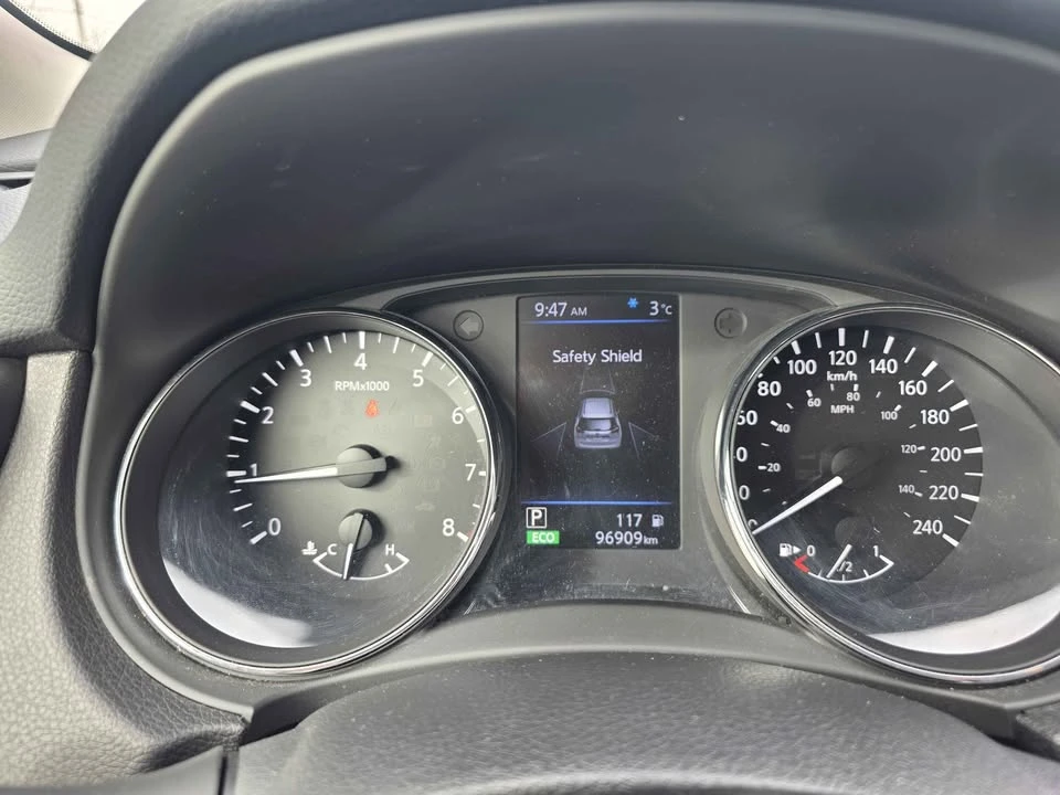 2018 Nissan Rogue - Image 15 of 17