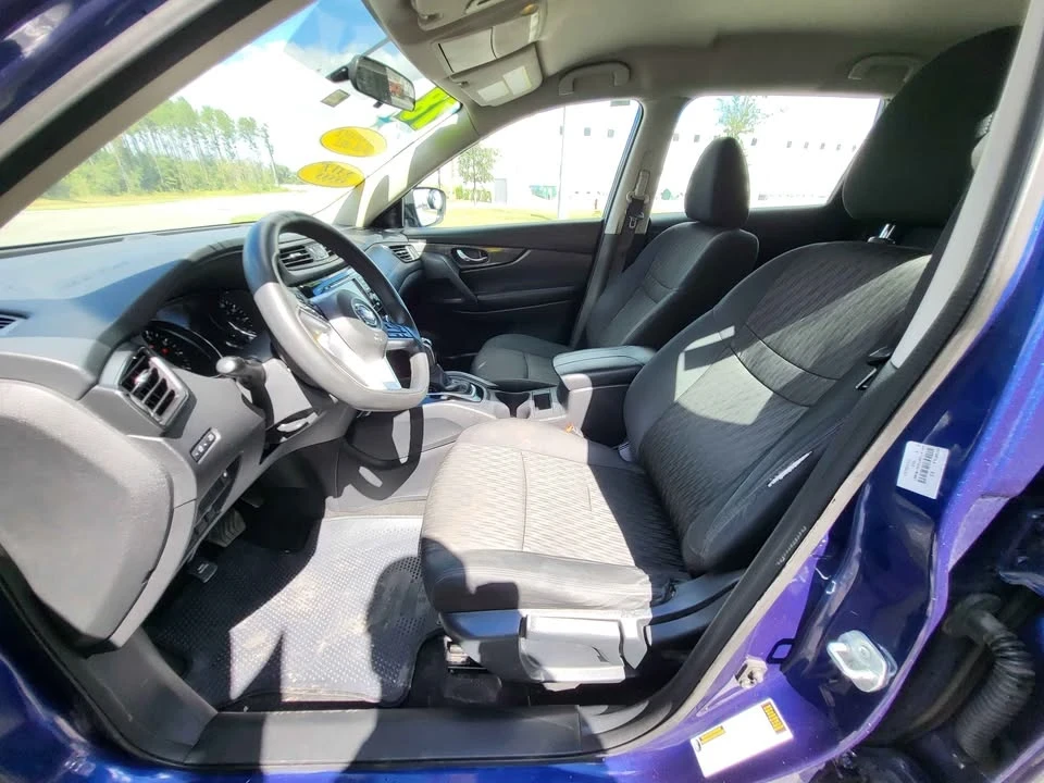 2018 Nissan Rogue - Image 17 of 19