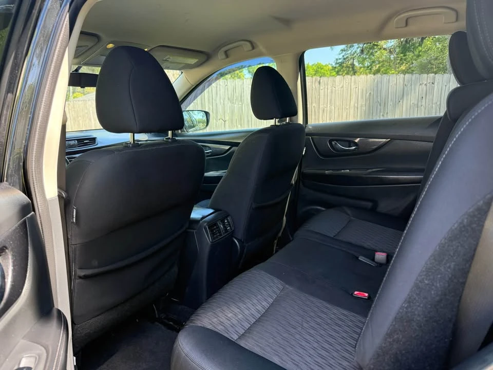 2018 Nissan Rogue - Image 4 of 7