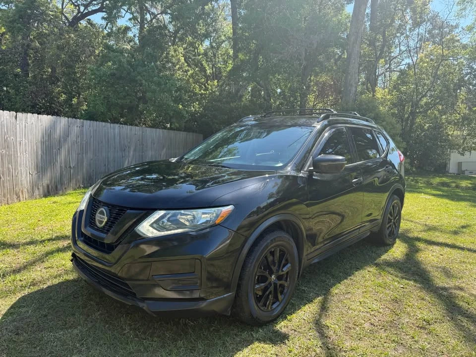 2018 Nissan Rogue - Image 2 of 7