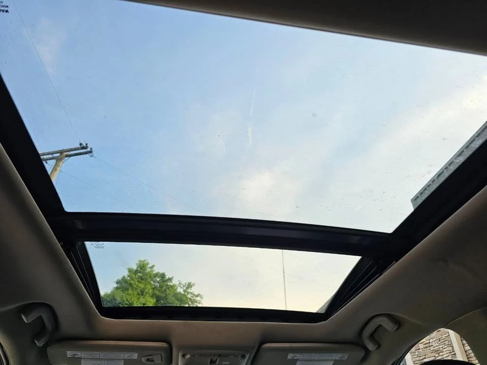 2018 Nissan Rogue - Image 10 of 20