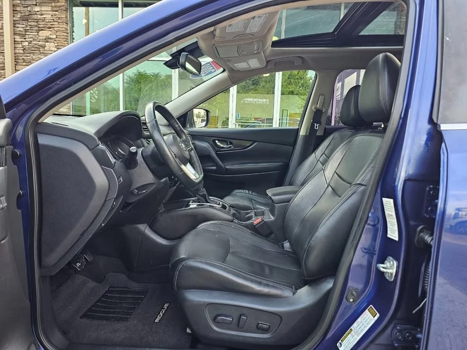 2018 Nissan Rogue - Image 7 of 20