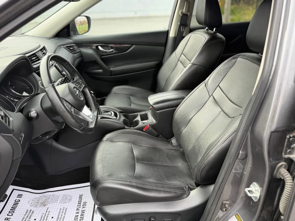 2018 Nissan Rogue - Image 10 of 14