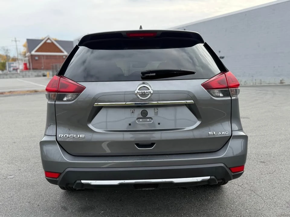 2018 Nissan Rogue - Image 6 of 14