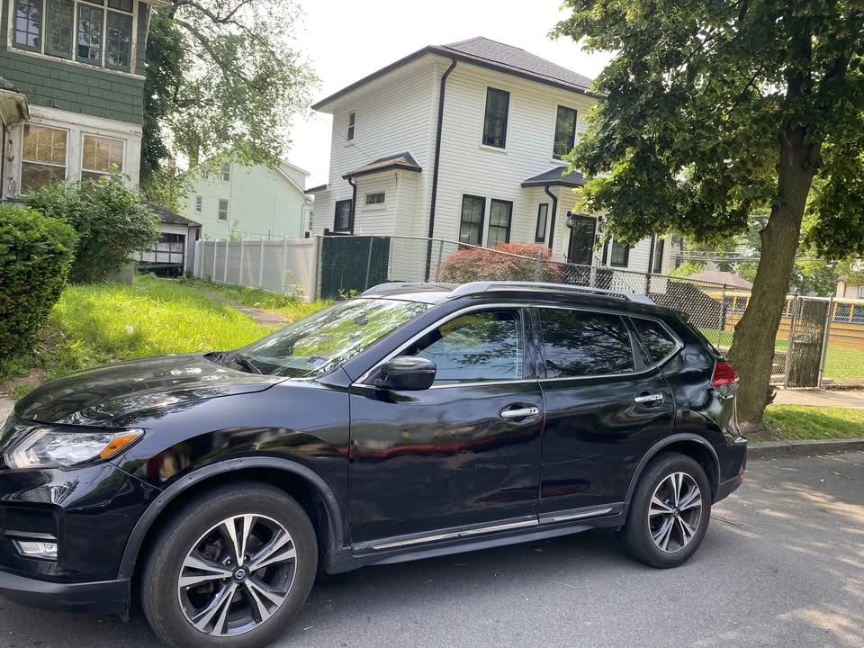 2018 Nissan Rogue - Image 5 of 9