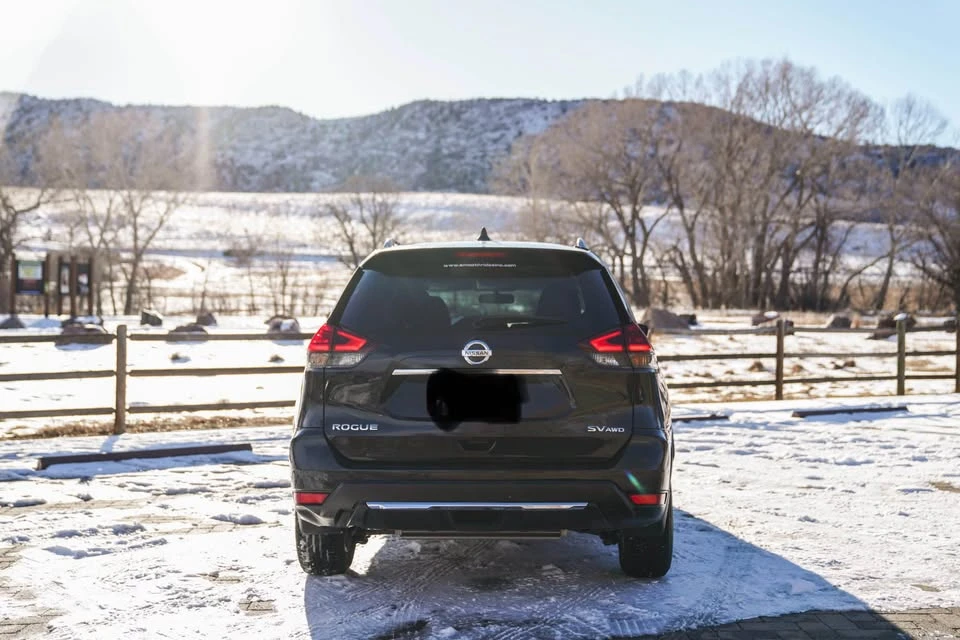 2018 Nissan Rogue - Image 11 of 13