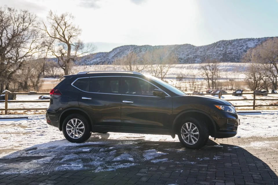 2018 Nissan Rogue - Image 5 of 13