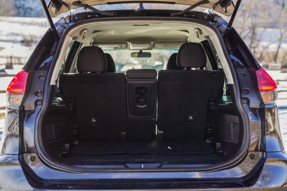 2018 Nissan Rogue - Image 7 of 13