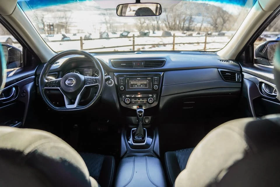2018 Nissan Rogue - Image 4 of 13