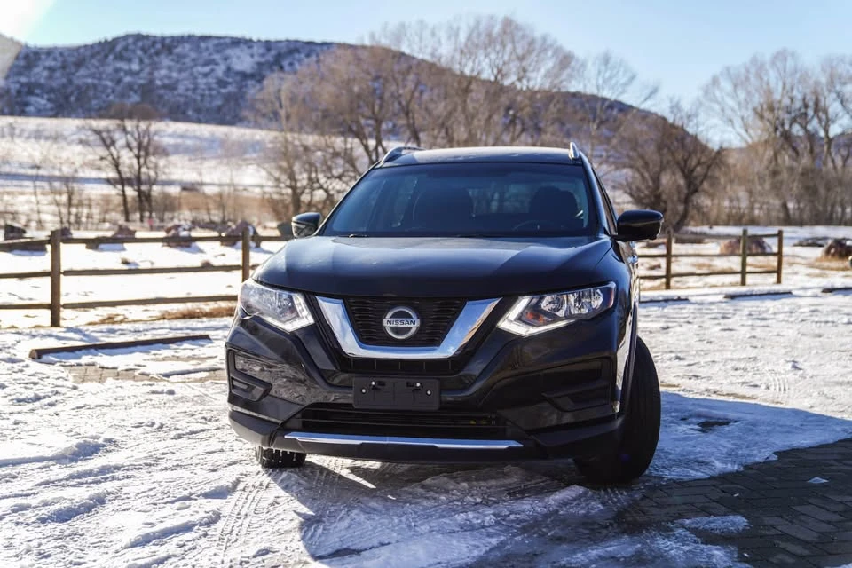 2018 Nissan Rogue - Image 2 of 13