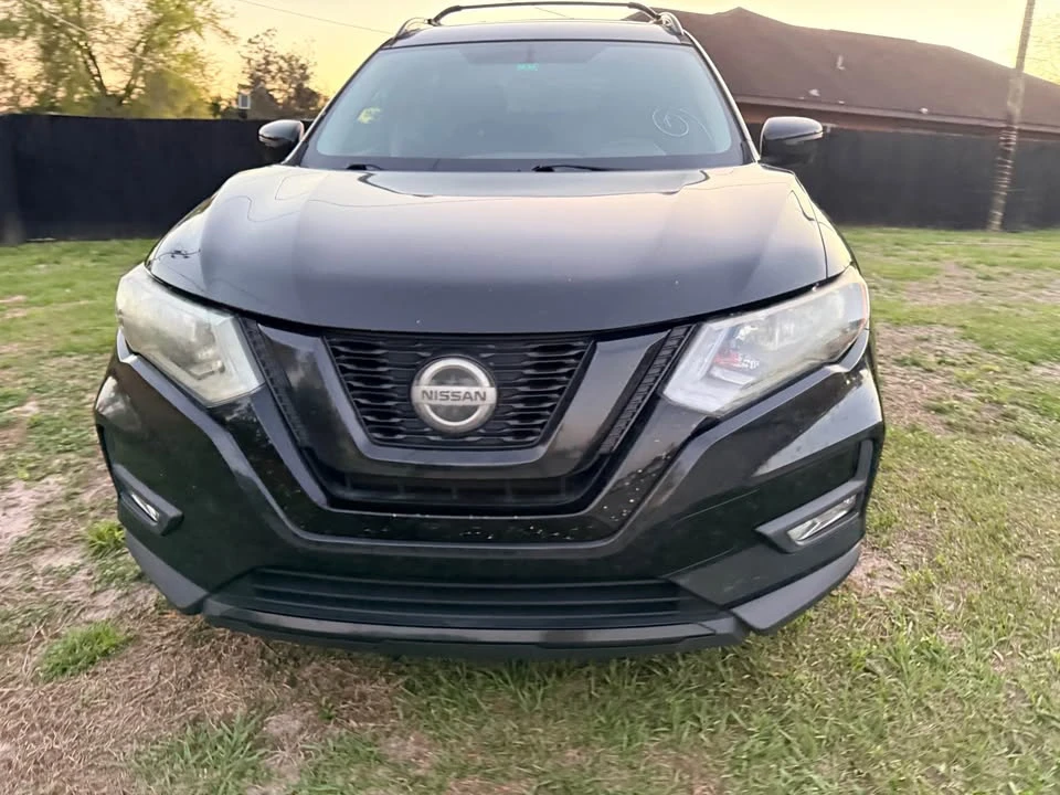 2018 Nissan Rogue - Image 4 of 15