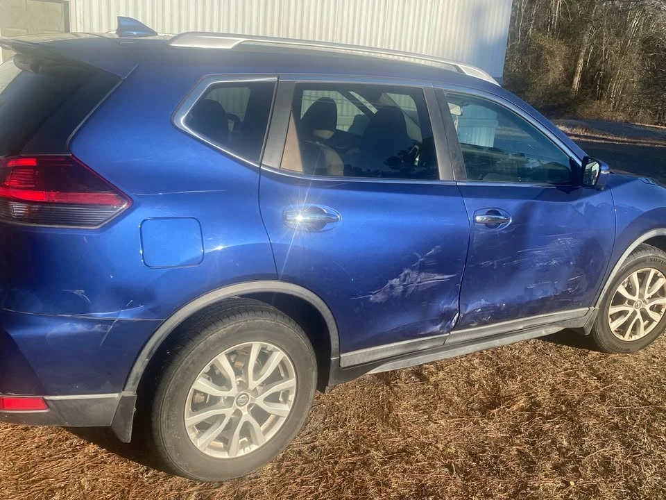 2018 Nissan Rogue - Image 3 of 8