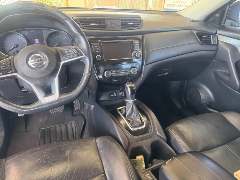 2018 Nissan Rogue - Image 13 of 18