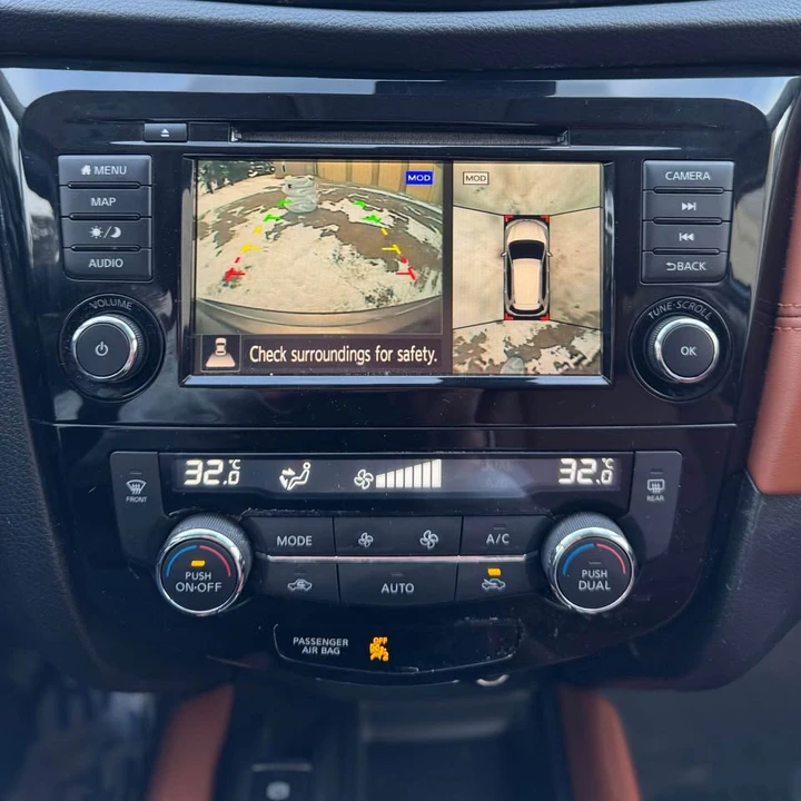 2018 Nissan Rogue - Image 17 of 21