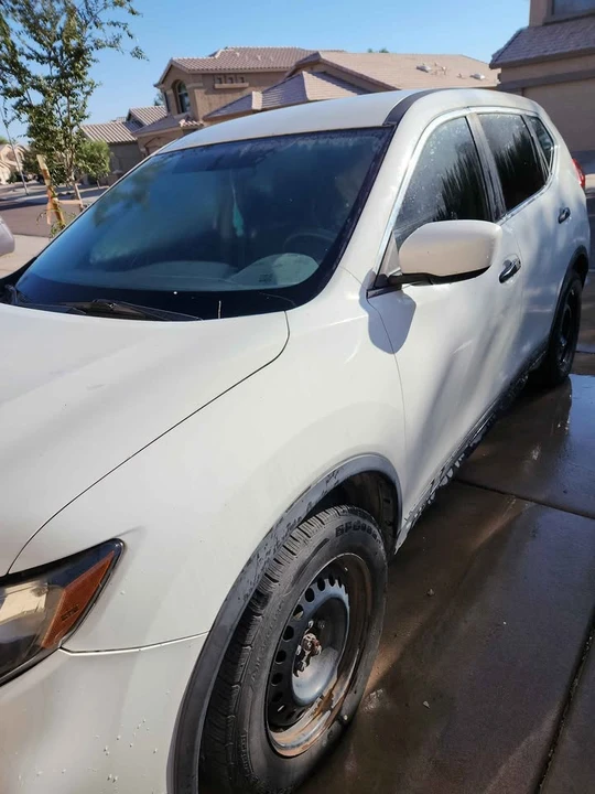 2018 Nissan Rogue - Image 2 of 4