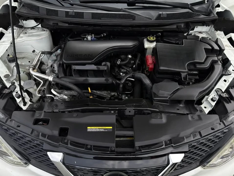 2018 Nissan Rogue - Image 16 of 16