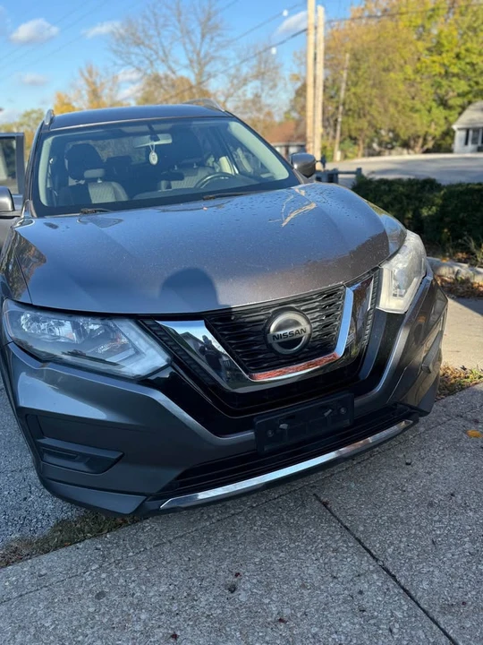 2018 Nissan Rogue - Image 4 of 15