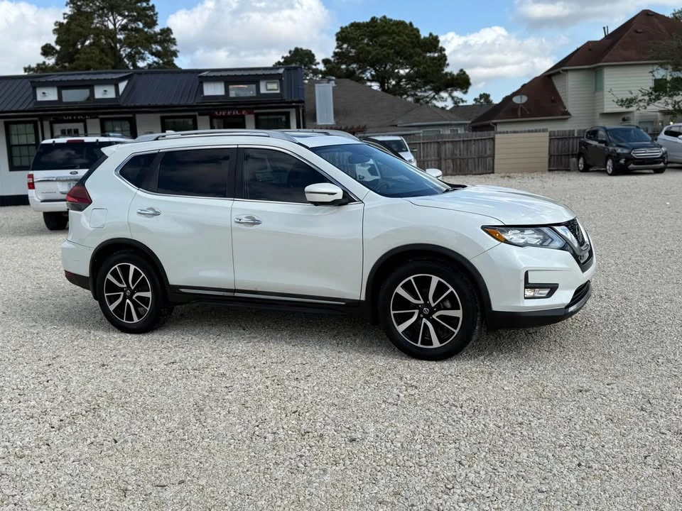 2018 Nissan Rogue - Image 6 of 19