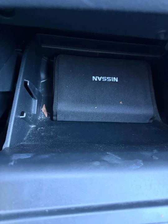 2018 Nissan Rogue - Image 17 of 17