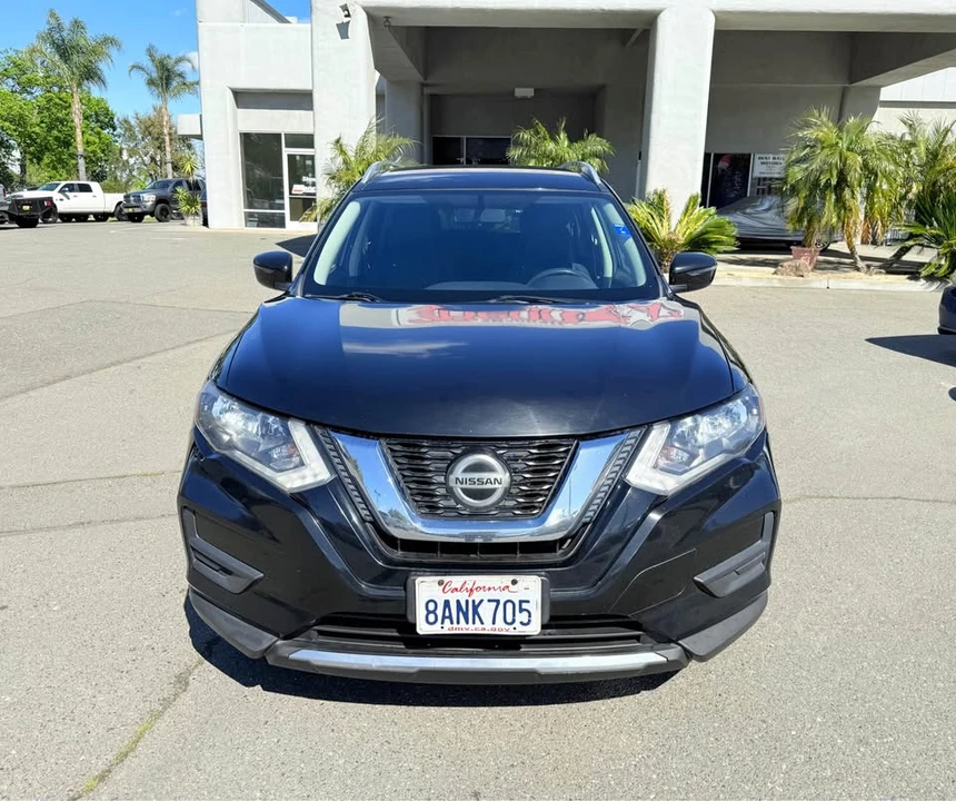 2018 Nissan Rogue - Image 3 of 16