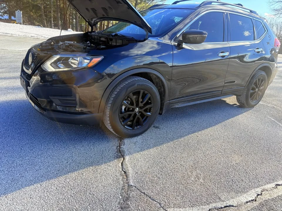 2018 Nissan Rogue - Image 14 of 19