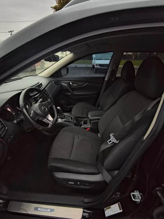 2018 Nissan Rogue - Image 16 of 16