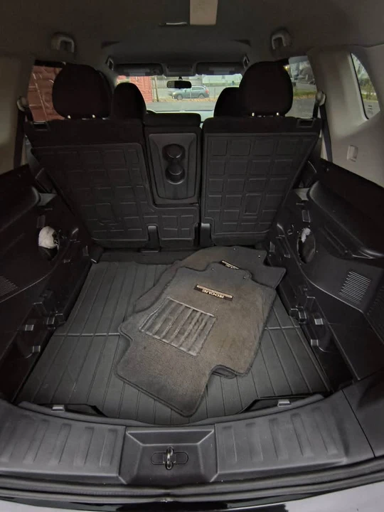2018 Nissan Rogue - Image 12 of 16