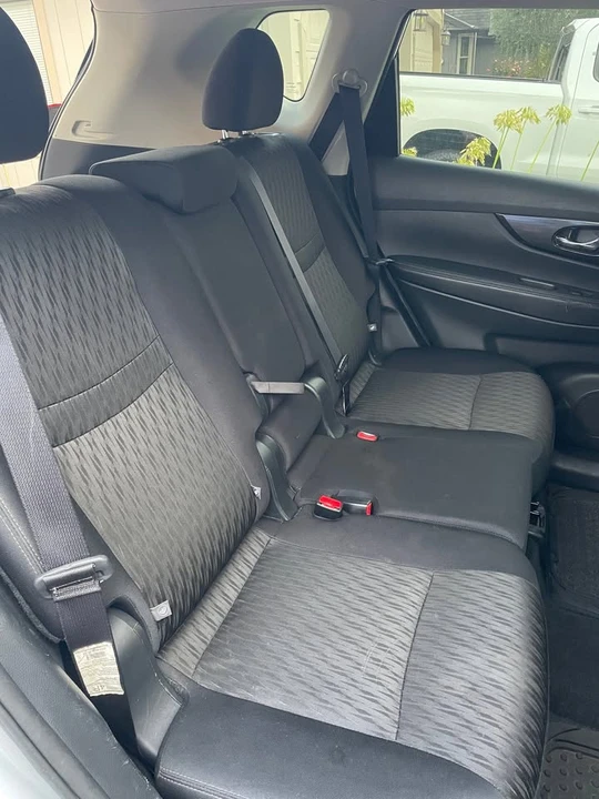 2018 Nissan Rogue - Image 10 of 10
