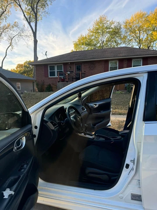 2018 Nissan Sentra 7th Gen - Image 4 of 7