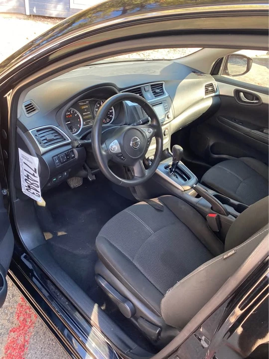 2018 Nissan Sentra 7th Gen - Image 5 of 8