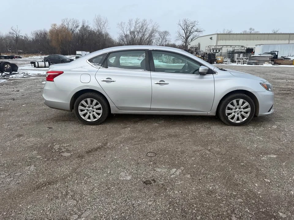 2018 Nissan Sentra 7th Gen - Image 7 of 12