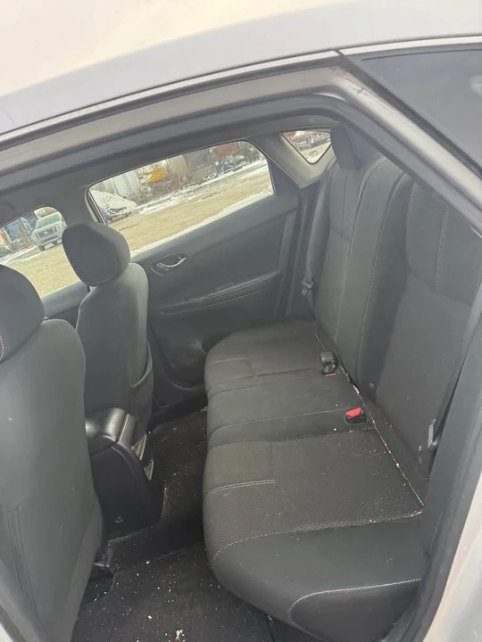 2018 Nissan Sentra 7th Gen - Image 11 of 12
