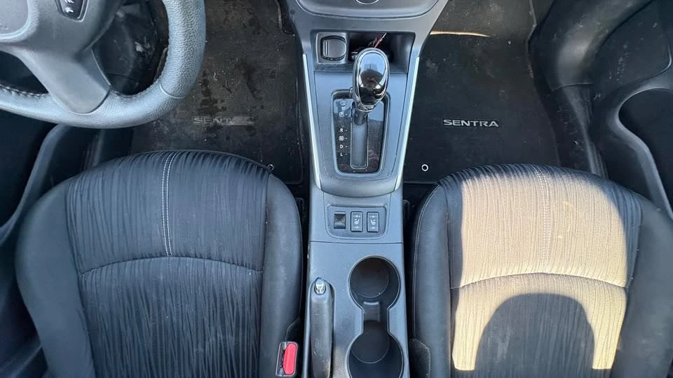 2018 Nissan Sentra 7th Gen - Image 17 of 20