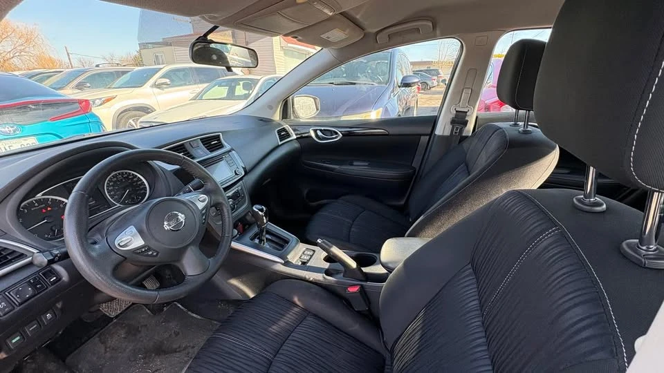 2018 Nissan Sentra 7th Gen - Image 10 of 20