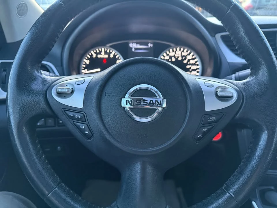 2018 Nissan Sentra 7th Gen - Image 14 of 19