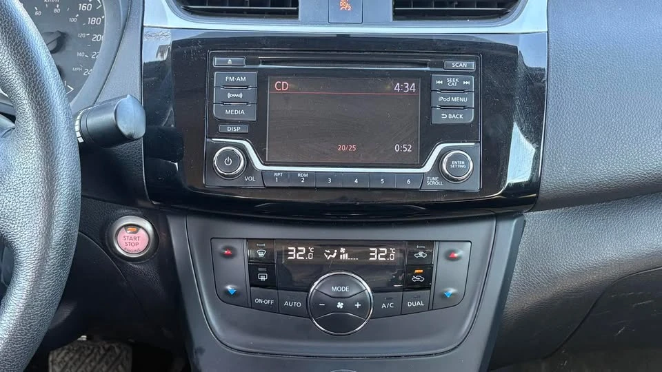 2018 Nissan Sentra 7th Gen - Image 14 of 20