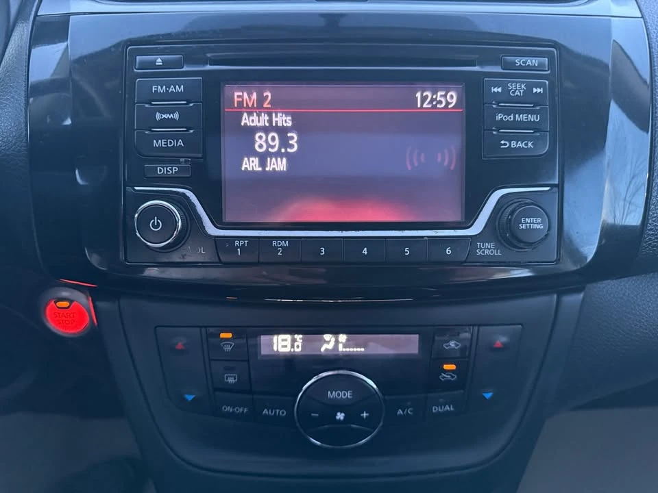 2018 Nissan Sentra 7th Gen - Image 15 of 19