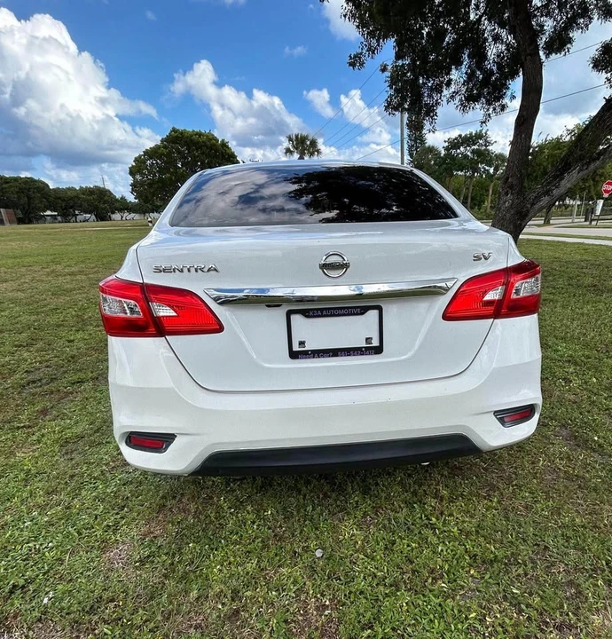 2018 Nissan Sentra 7th Gen - Image 4 of 7