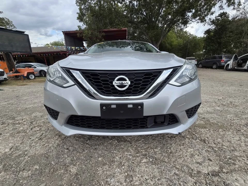 2018 Nissan Sentra 7th Gen - Image 3 of 11