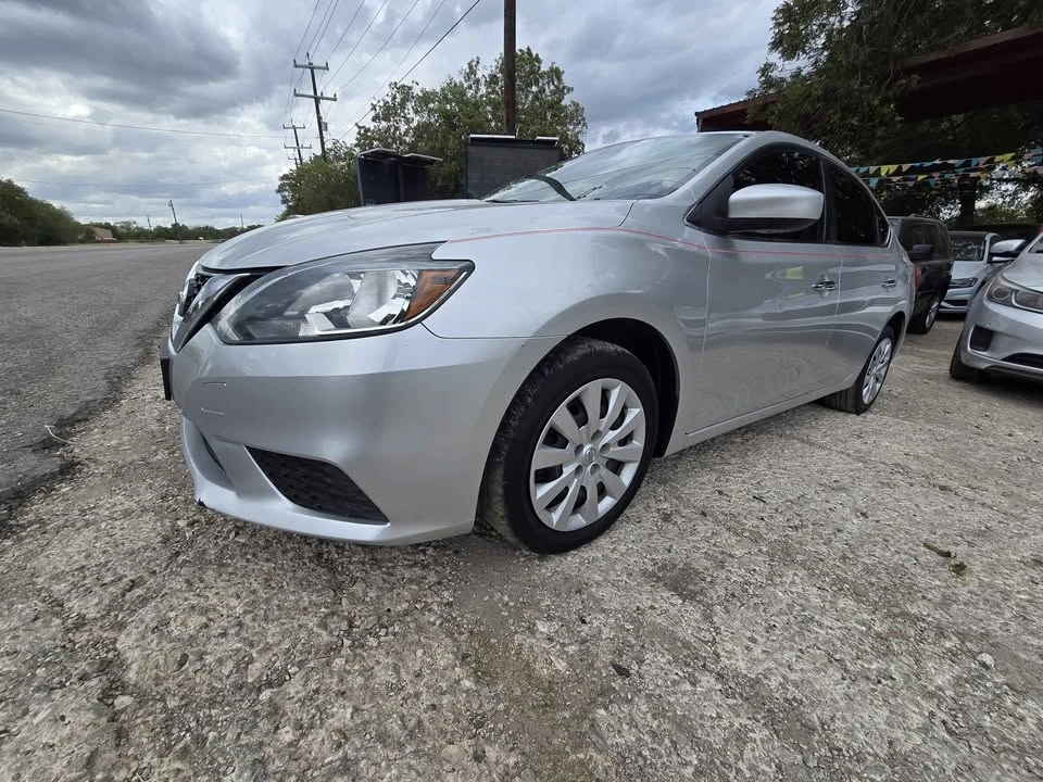 2018 Nissan Sentra 7th Gen - Image 3 of 12