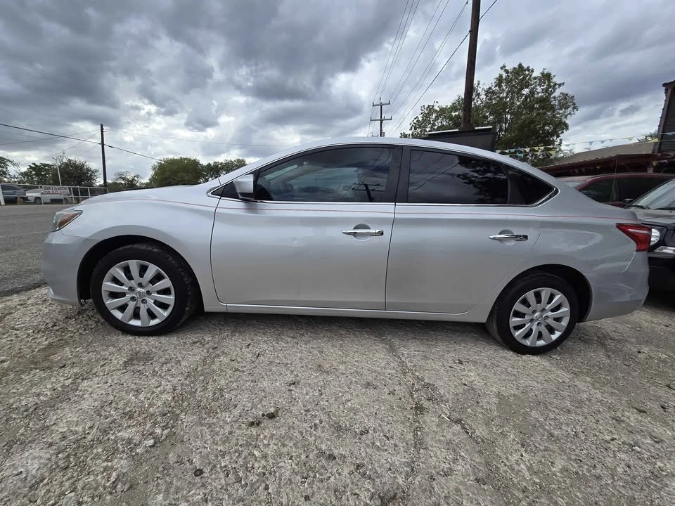 2018 Nissan Sentra 7th Gen - Image 7 of 12
