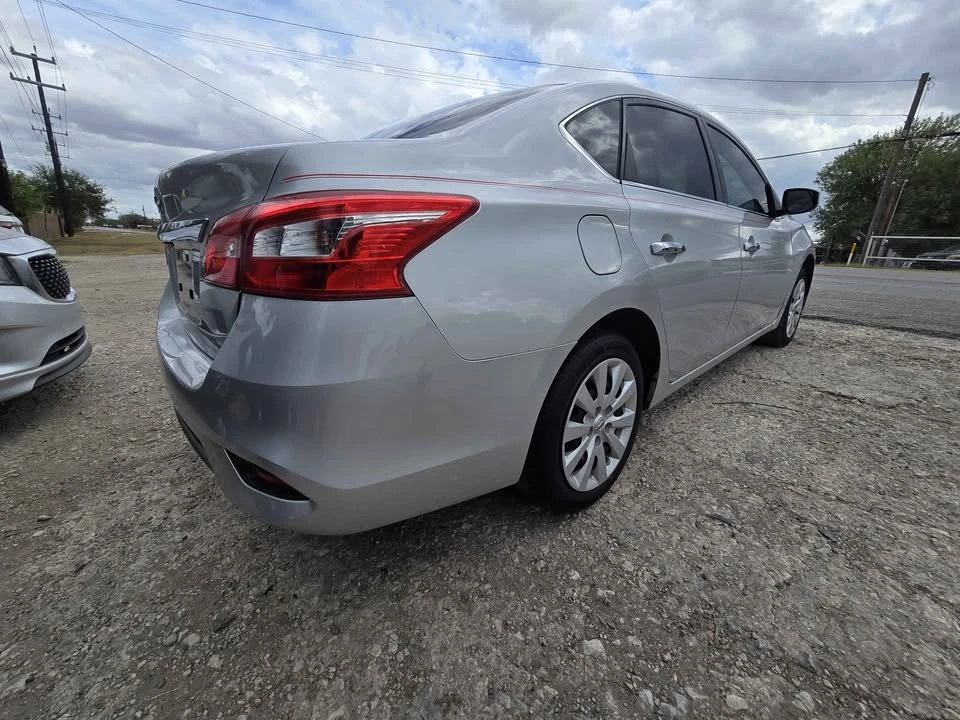 2018 Nissan Sentra 7th Gen - Image 6 of 12